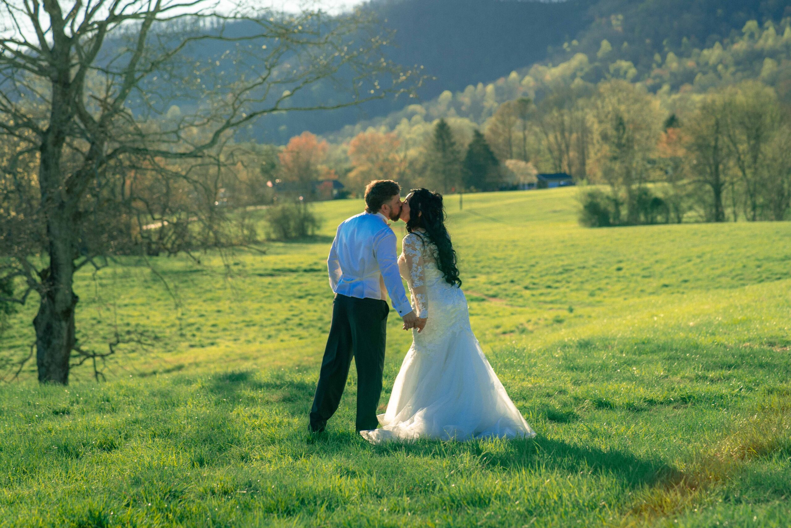 East Tennessee Wedding Photographer Ball Farm Event Center