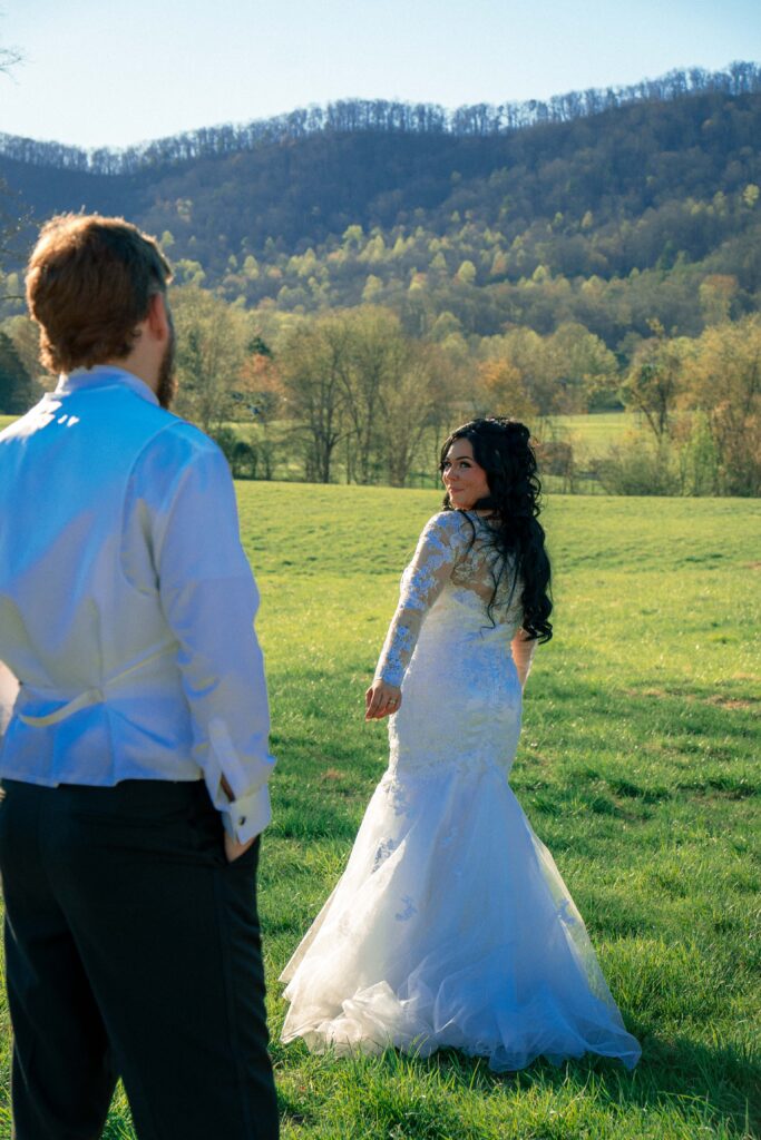 East Tennessee Wedding Photographer Ball Farm Event Center