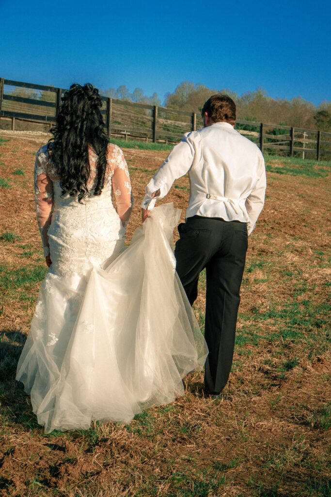 East Tennessee Wedding Photographer Ball Farm Event Center
