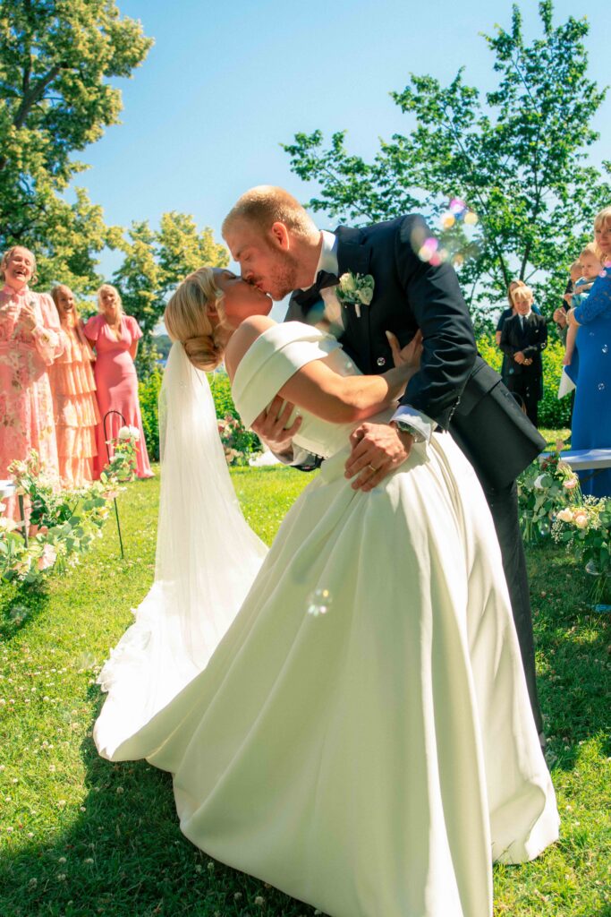 Destination wedding photography at Kjørbo gård in Oslo, Norway
